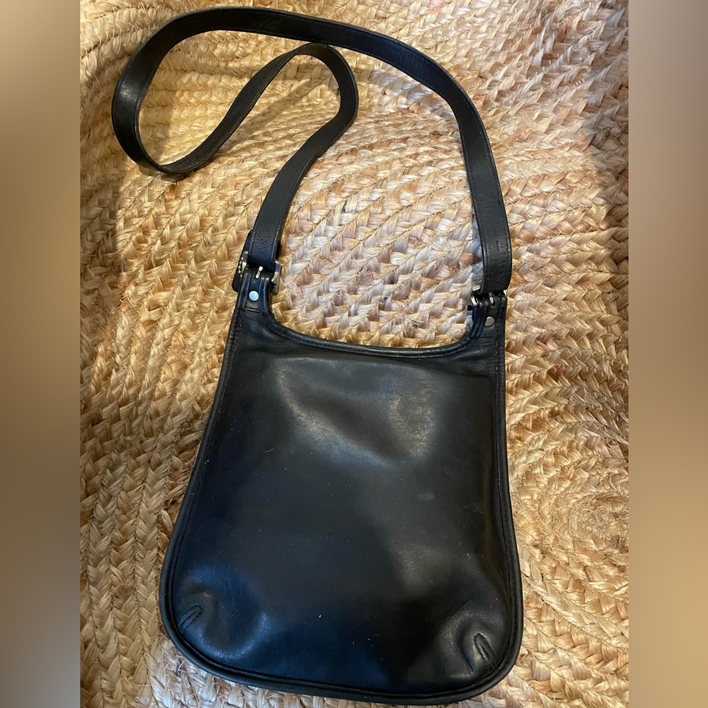 Vintage Coach Slim Hippie Flap Satchel - Picture 2 of 6